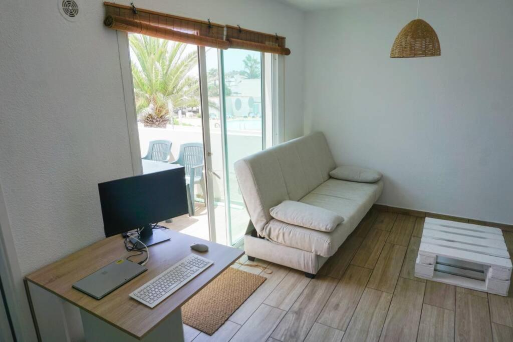 Apartamento Recien Reformado En Centro A Tres Minutos De La Playa Corralejo Exterior foto